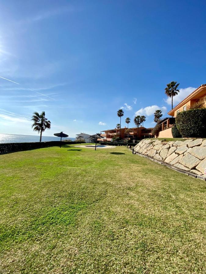 Luxury Three Bedroom Apartment At Estepona Eksteriør bilde